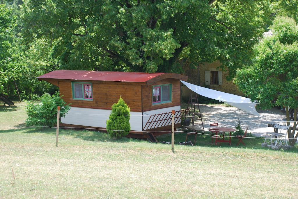 Maison D'Hotes Ainsi Soie T-Il Combovin エクステリア 写真