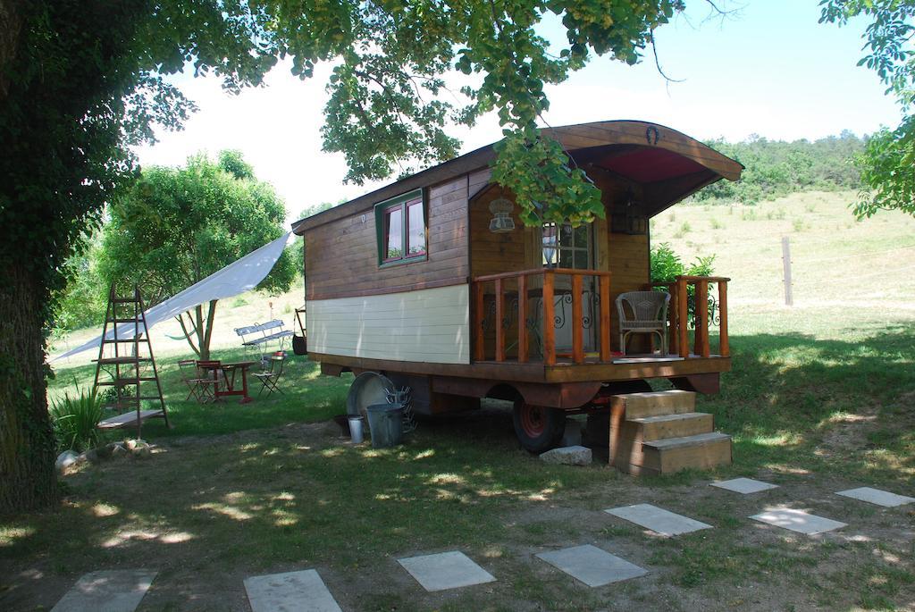 Maison D'Hotes Ainsi Soie T-Il Combovin エクステリア 写真
