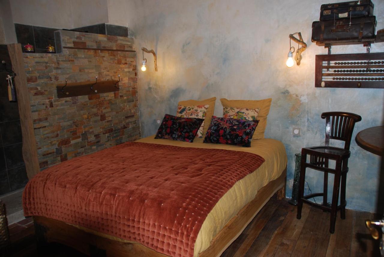 Maison D'Hotes Ainsi Soie T-Il Combovin エクステリア 写真